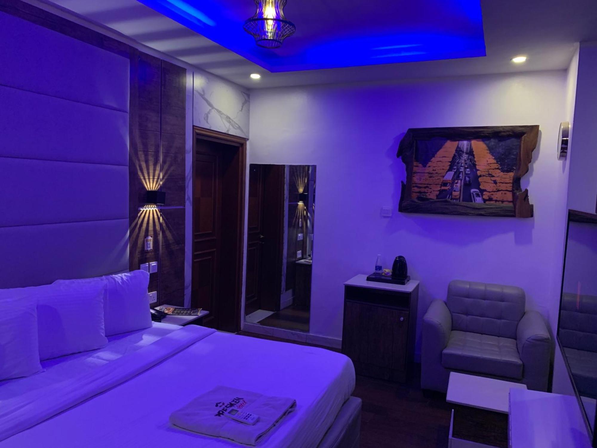 Presken White House Hotel Lagos Exterior photo